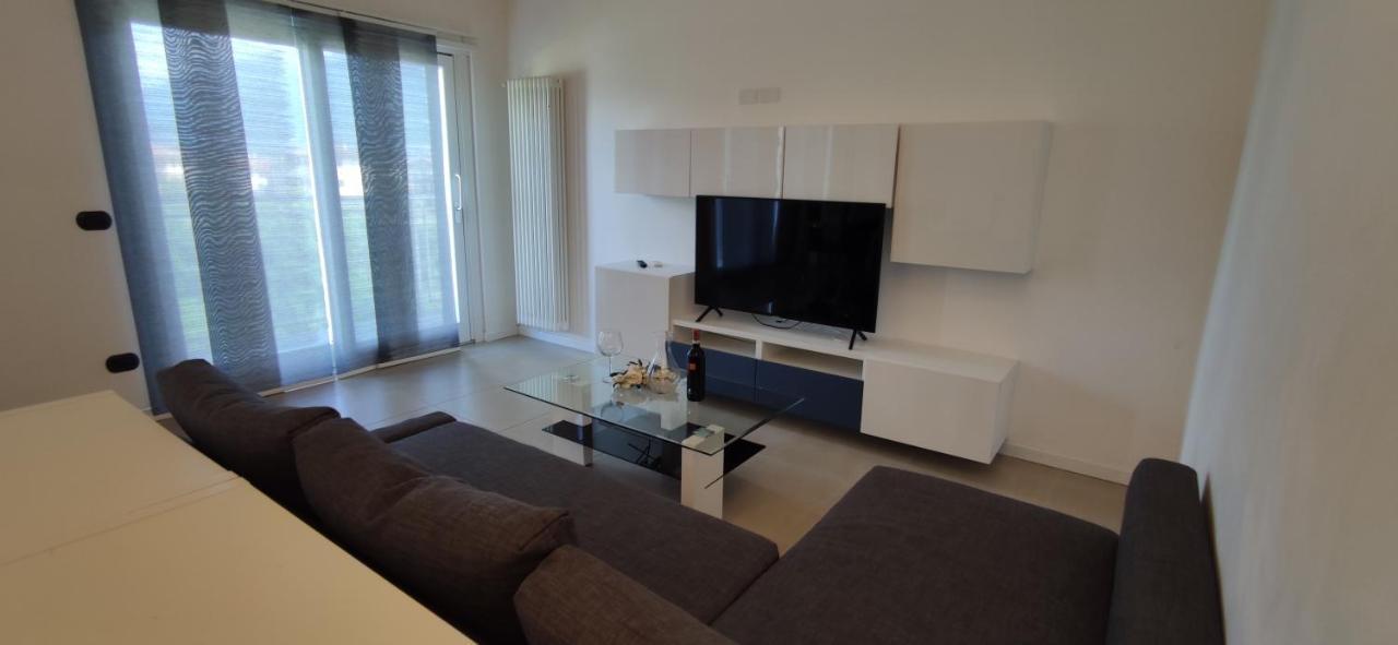 Hotel Residence Alessandra Домасо Екстериор снимка